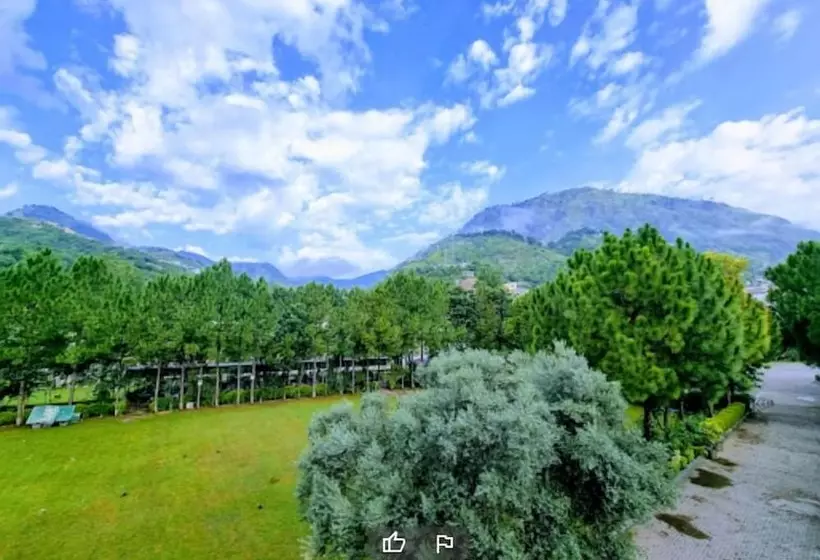 هتل Neelum View