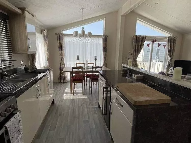 ホテル Romney Lodge