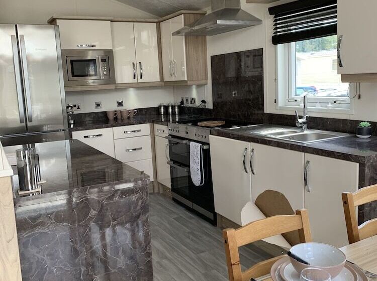 فندق Romney Lodge