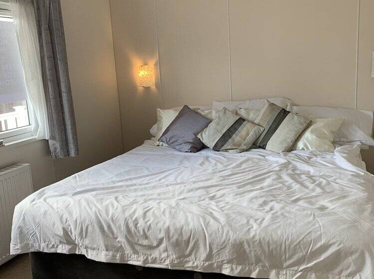 فندق Romney Lodge