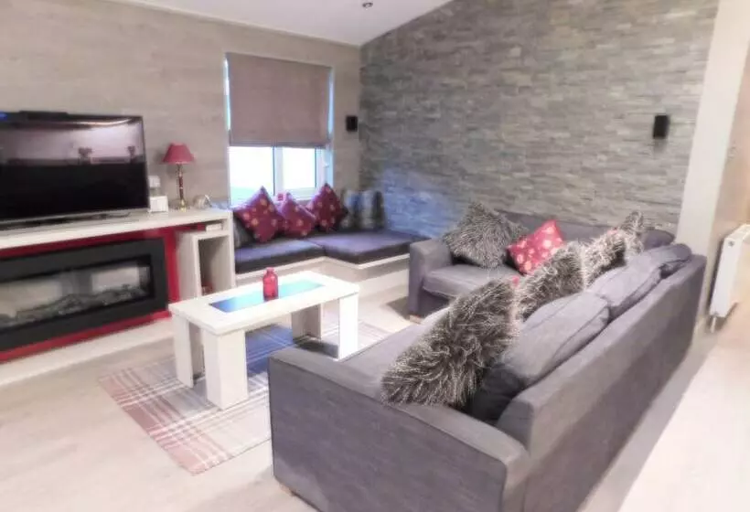 Inviting 3bed Lodge In Norfolk