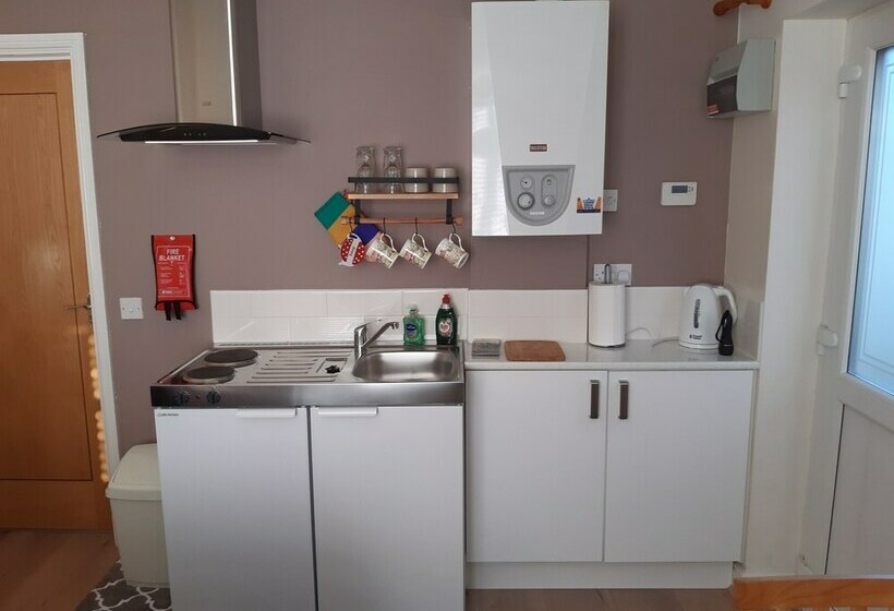 إقامة Oakdene.....perfect For Couple Or Singles