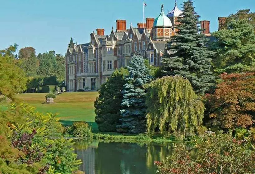 Residenssi Oakdene.....perfect For Couple Or Singles