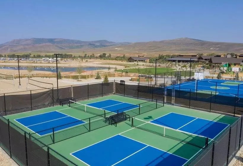 Sun Outdoors Rocky Mountains