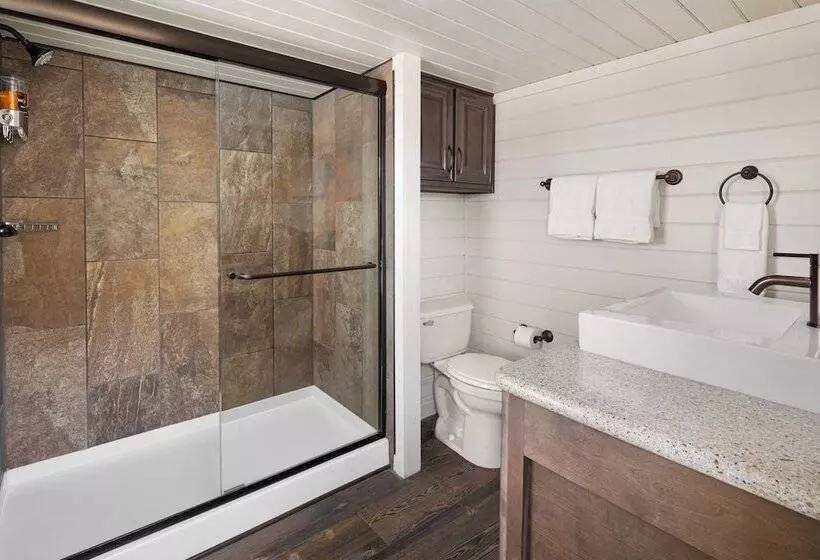 Sun Outdoors Rocky Mountains