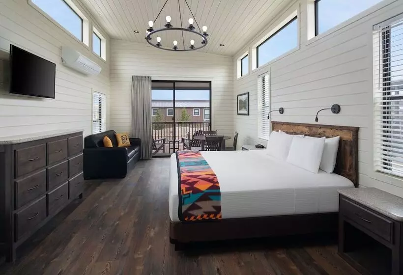 Sun Outdoors Rocky Mountains