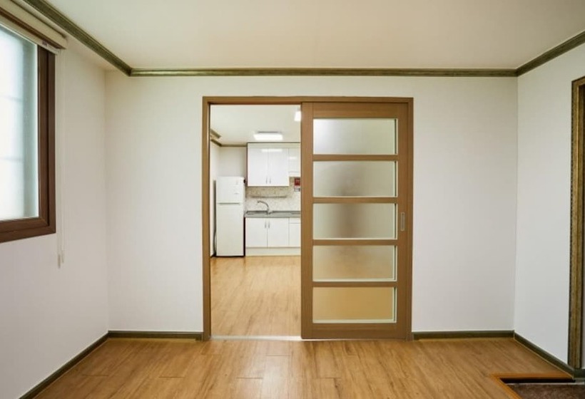 Daecheon Sinhwa Pension