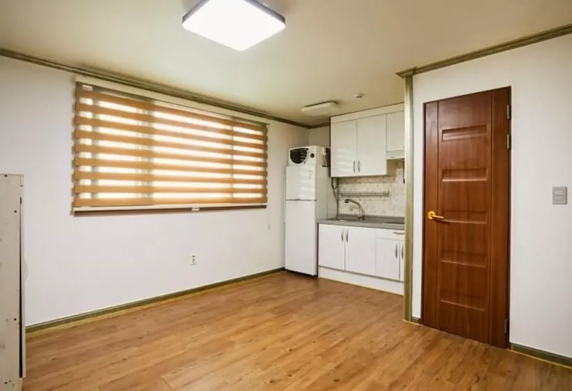 Daecheon Sinhwa Pension