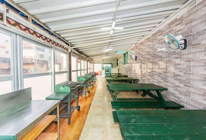 Daecheon Sinhwa Pension