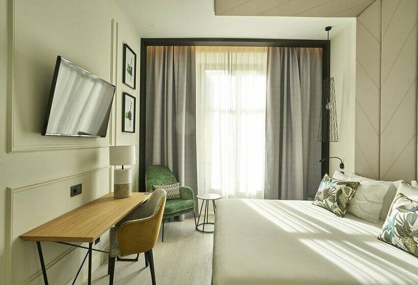 هتل Vincci Larios Diez