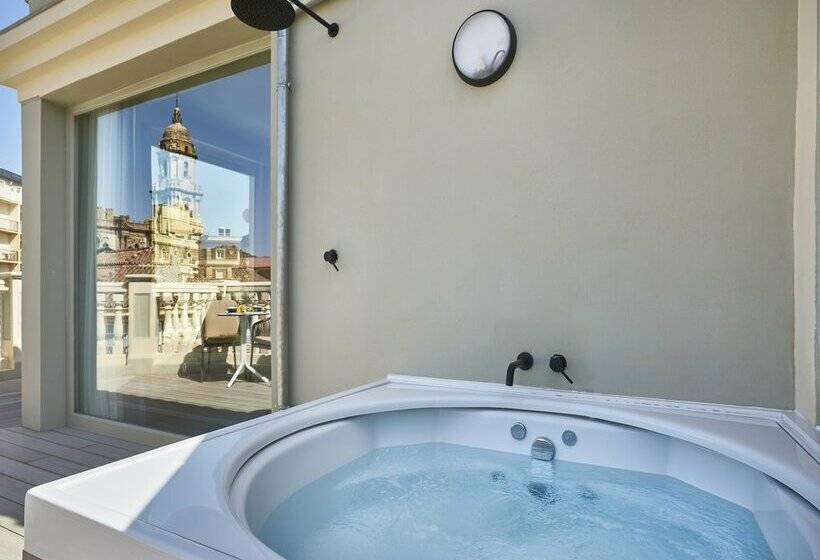 هتل Vincci Larios Diez