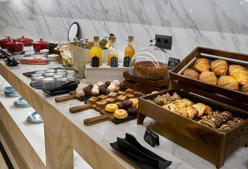 هتل Vincci Larios Diez