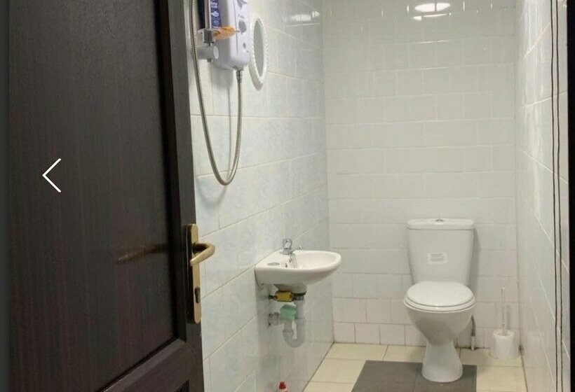 Lakeside Fishing Pods