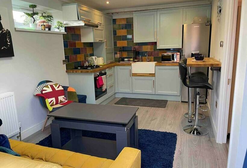 住所 Leading Accommodation For Bicester Village!