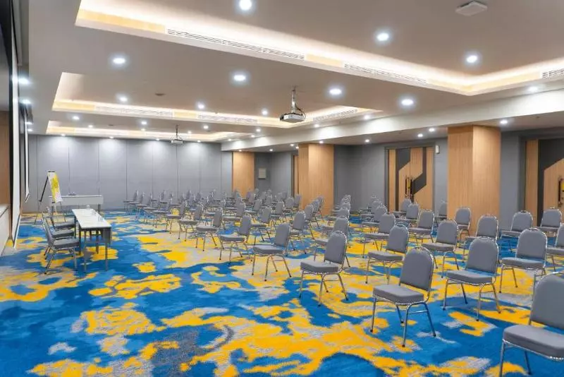 Yello Hotel Jambi
