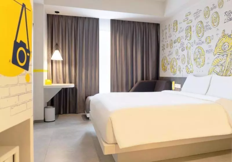 Yello Hotel Jambi