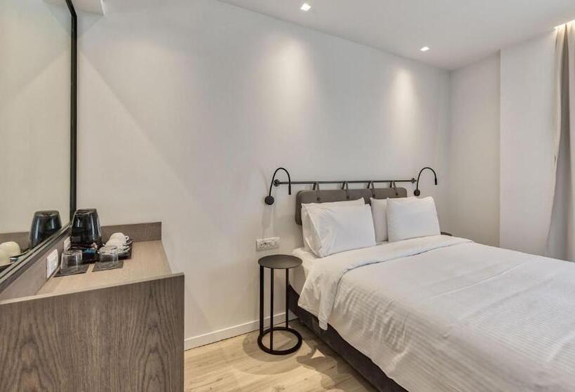 هتل Bitzaro Boutique