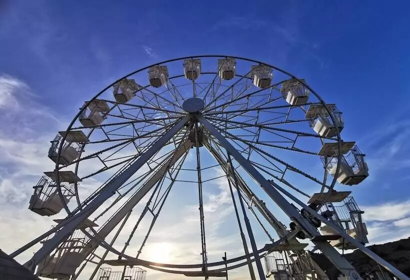 Hotelli Gorgeous Horsebox At Glamp In Style In East Sussex