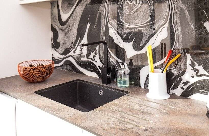 James  Place At Castle Cottage