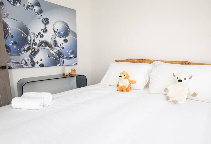 James  Place At Castle Cottage