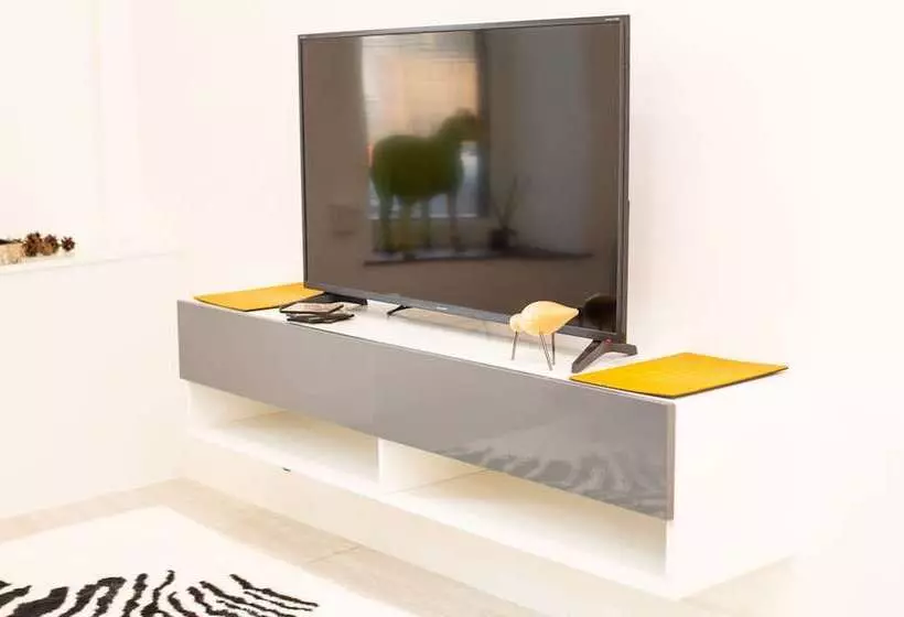 James  Place At Castle Cottage