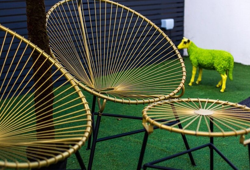 James  Place At Castle Cottage