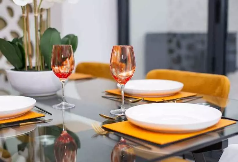 James  Place At Castle Cottage