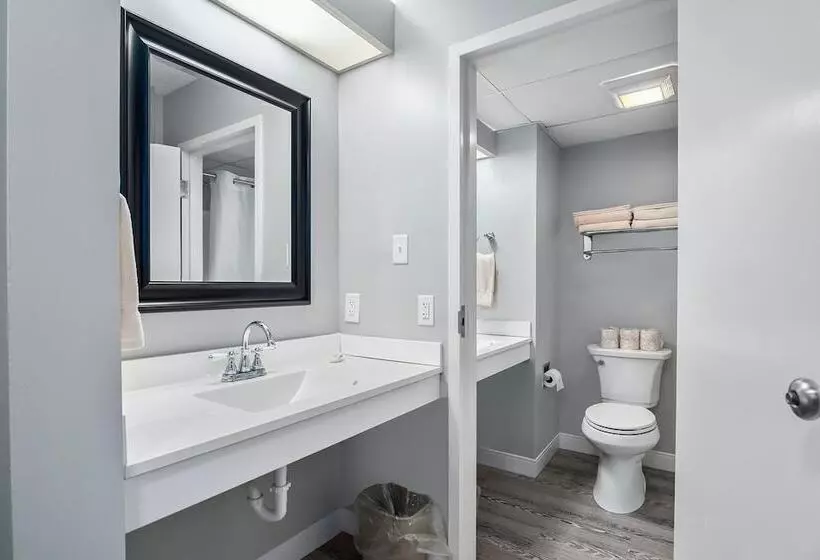 استراحتگاه First Floor Standard Suite Bay View