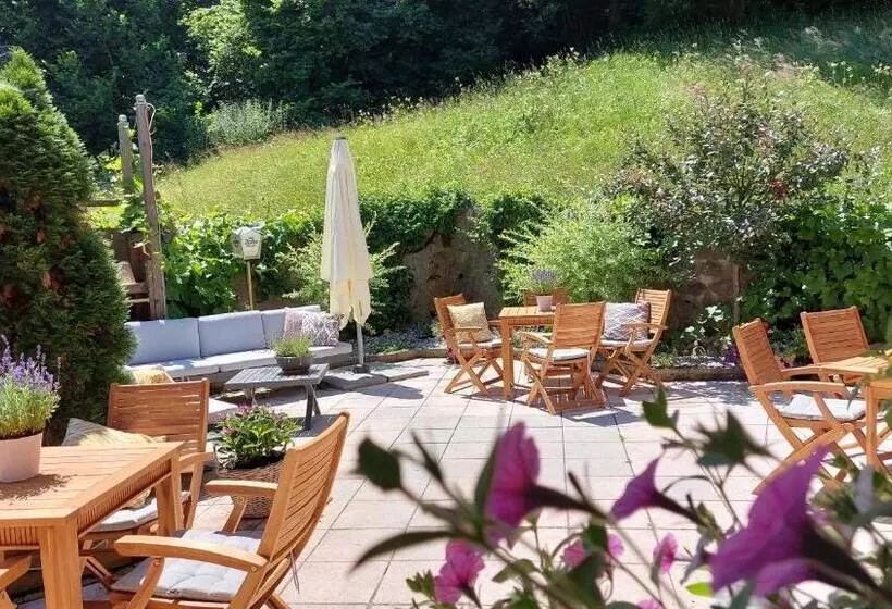 Bed and Breakfast Alpenchalet Almrose