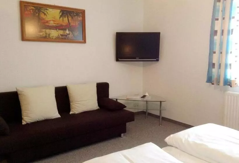 민박 Gasthof Pension Silvia