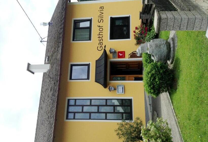 Nocleg ze śniadaniem Gasthof Pension Silvia