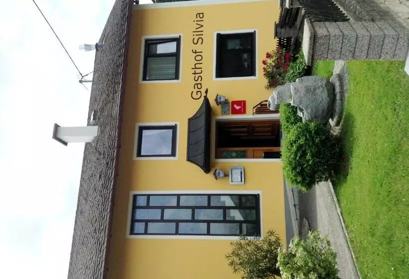 민박 Gasthof Pension Silvia