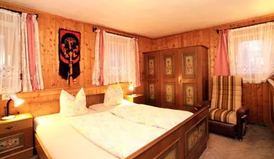 Alpenwelt Pension Und Camping