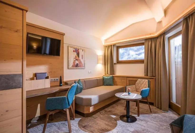 ホテル Bergkristall