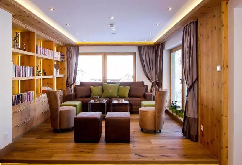 ホテル Bergkristall