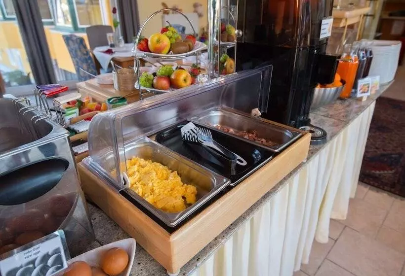 Der Marienhof Hotel Garni