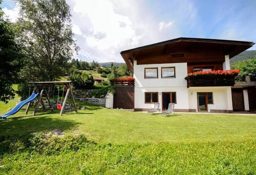 Hotelli Ferienhaus Gundolf Peter