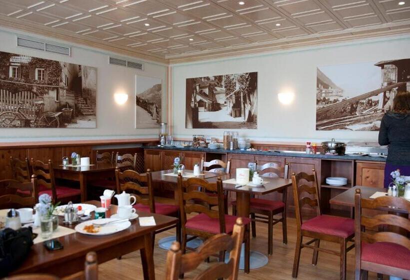 ホテル Gasthof Pension Grüner Anger