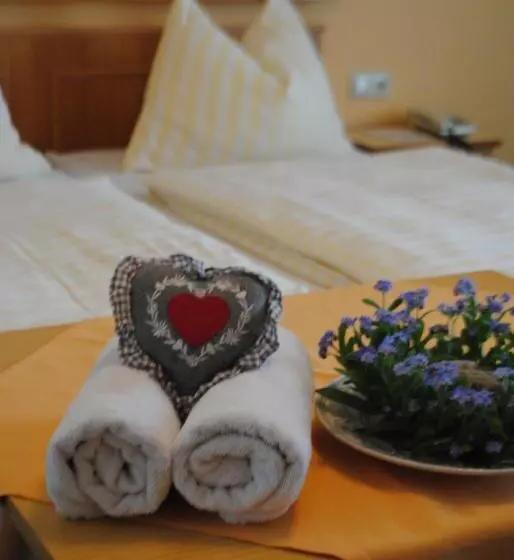 فندق Gasthofladen Schneeweiss