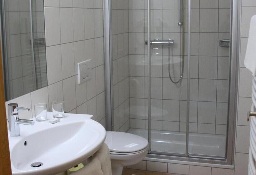 Отель Gasthofladen Schneeweiss