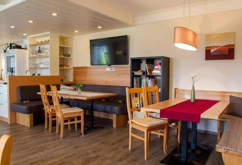 Отель Gästehaus In Da Wiesn