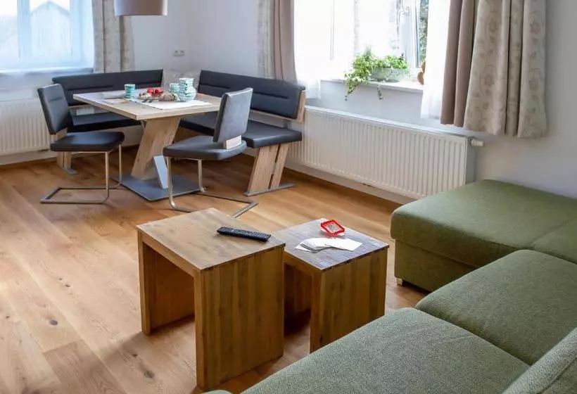 Отель Gästehaus In Da Wiesn