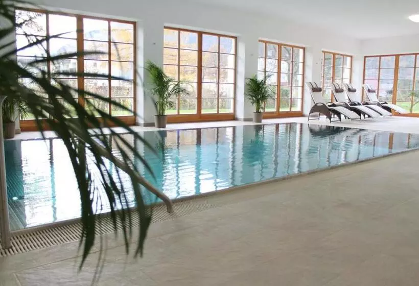 ホテル Hochsteg Gütl | Traunsee Salzkammergut