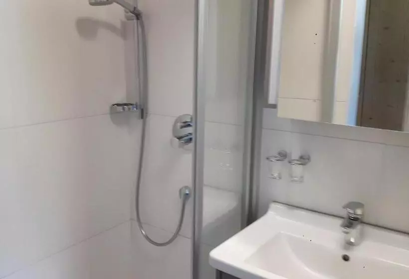 Отель Lamplhof B&b