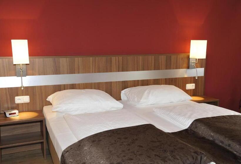 فندق Landgasthof Katschtalerhof