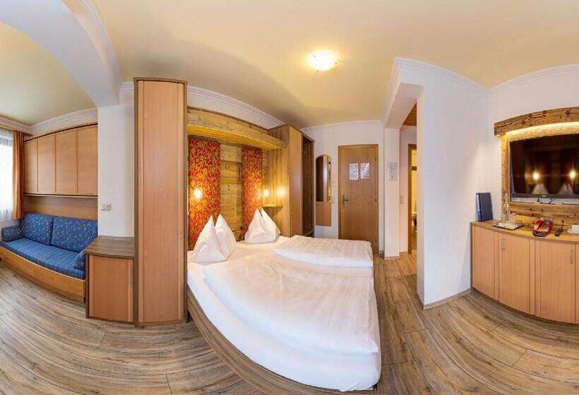 فندق Pension Egger