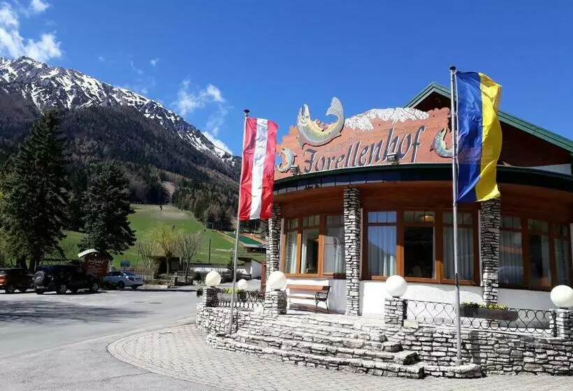 ホテル Restaurant Forellenhof
