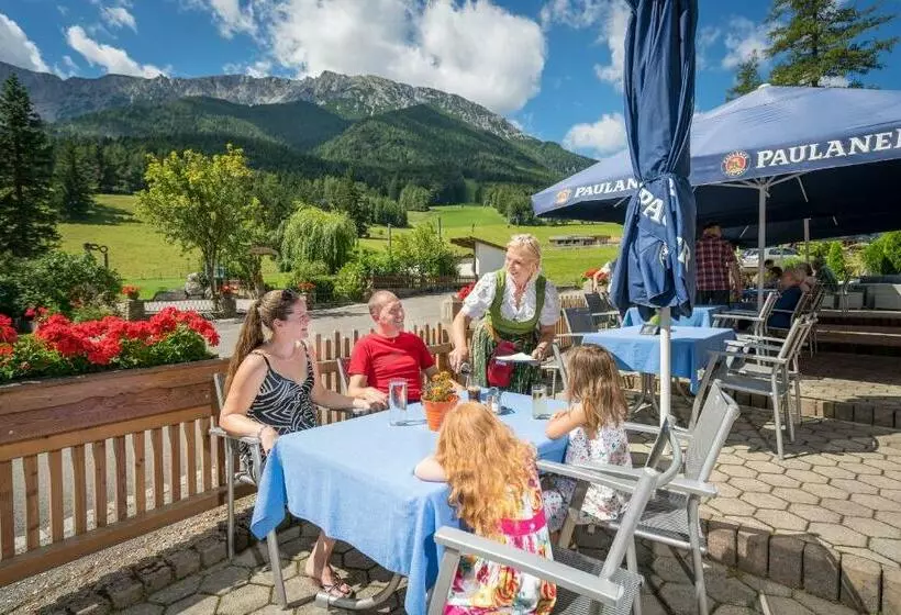 ホテル Restaurant Forellenhof