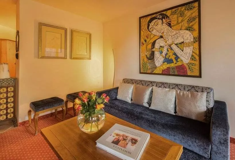 Отель Sunneschlössli Lodge