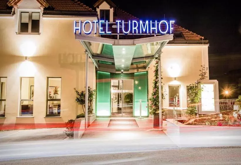 ホテル Turmhof